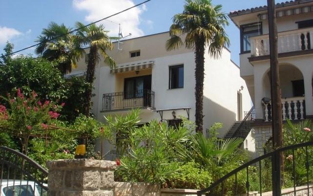 Apartmani Slavica Малинска Экстерьер фото