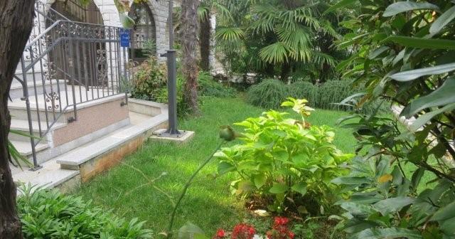 Apartmani Slavica Малинска Экстерьер фото