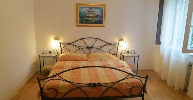 Apartmani Slavica Малинска Экстерьер фото