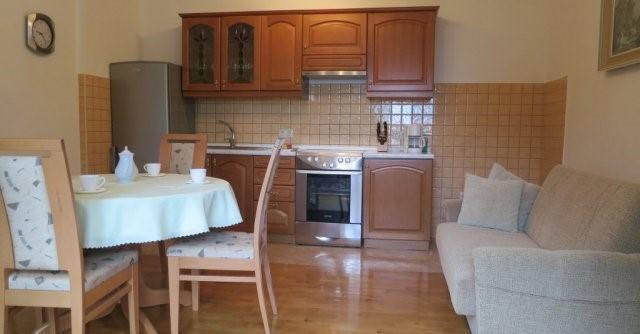 Apartmani Slavica Малинска Экстерьер фото